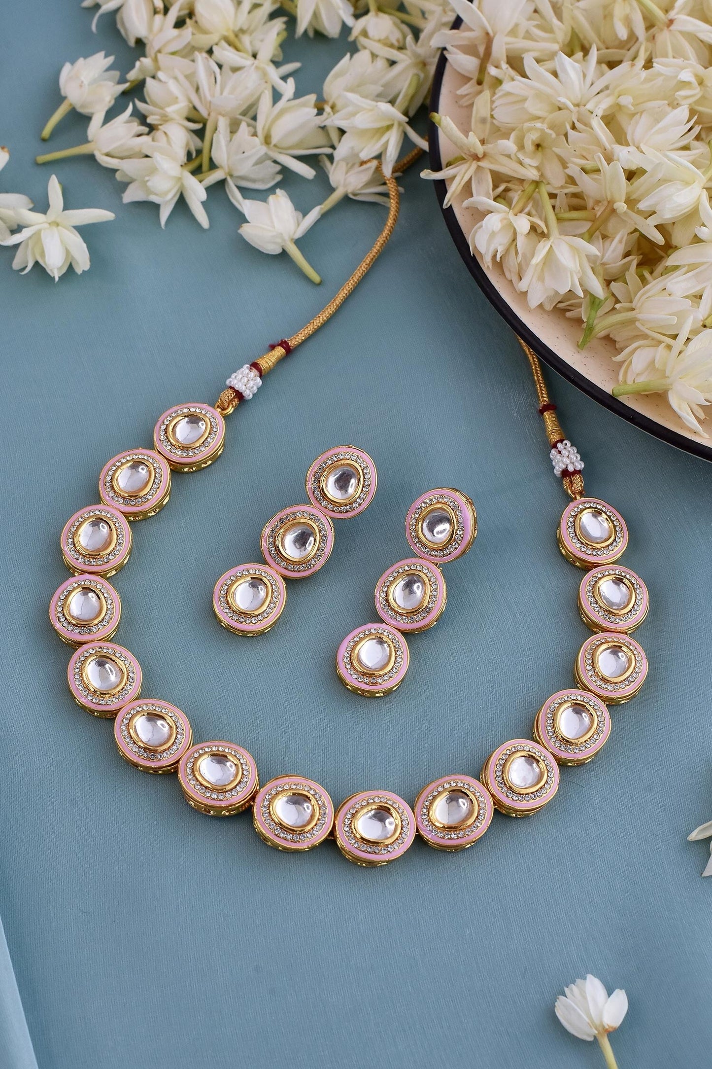 Kundan Embellished Choker Set 