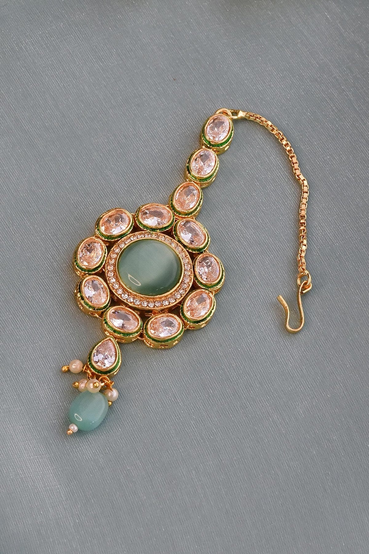 Kundan & Beads Maangtikka 