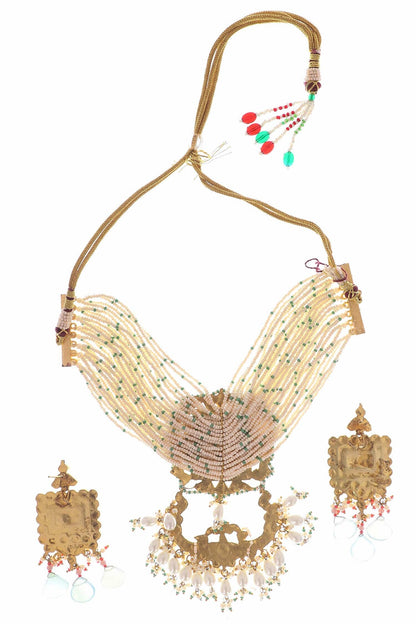 Kundan Embellished Necklace Set 