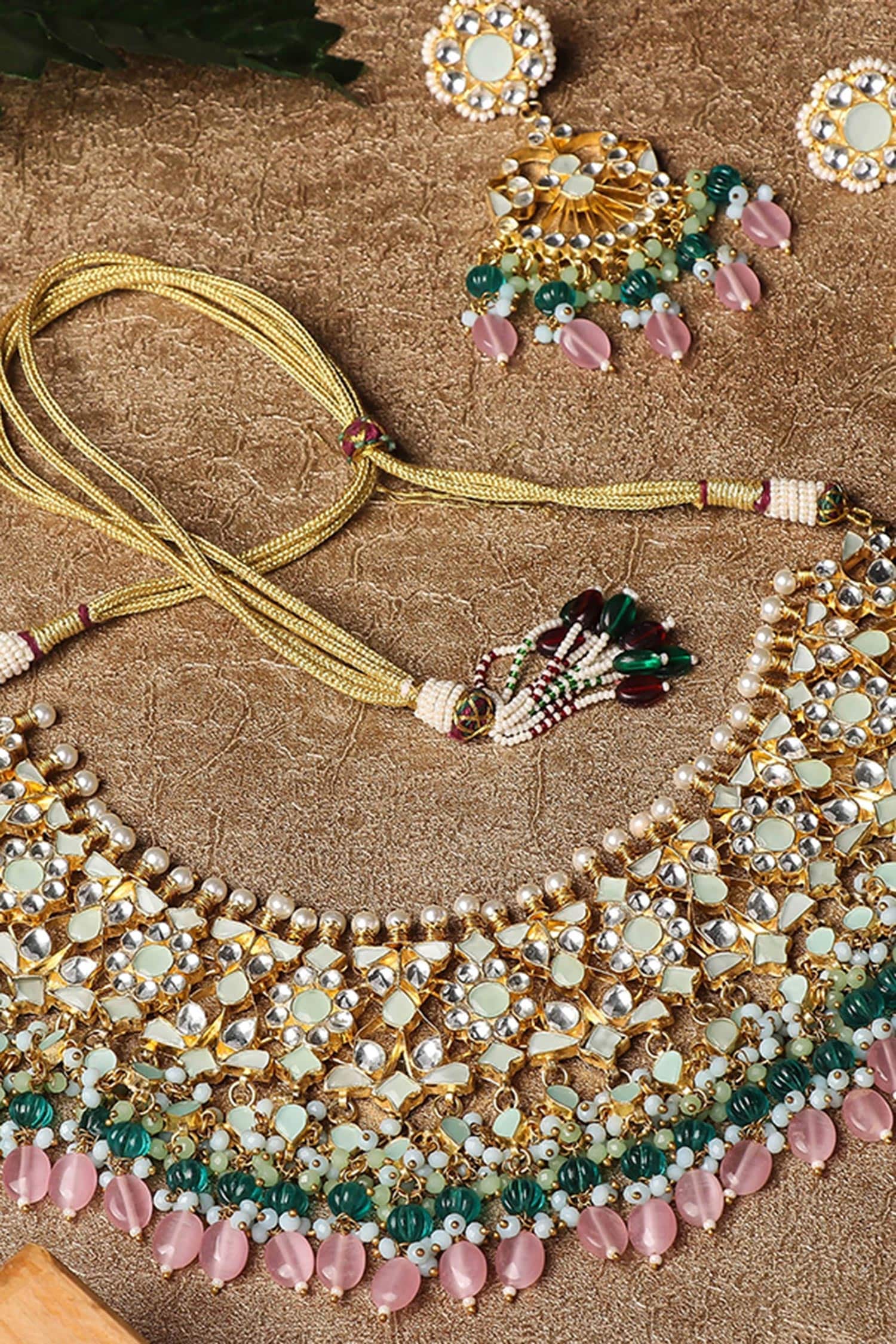 Kundan Studded Choker Set 
