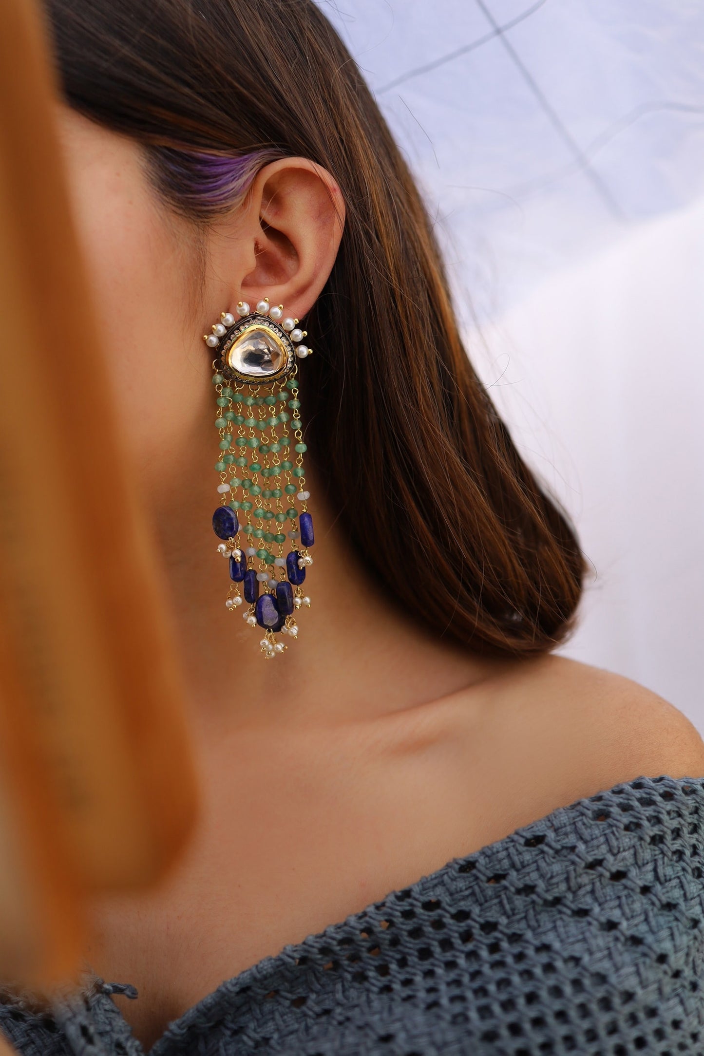 Stone Dangling Earrings 