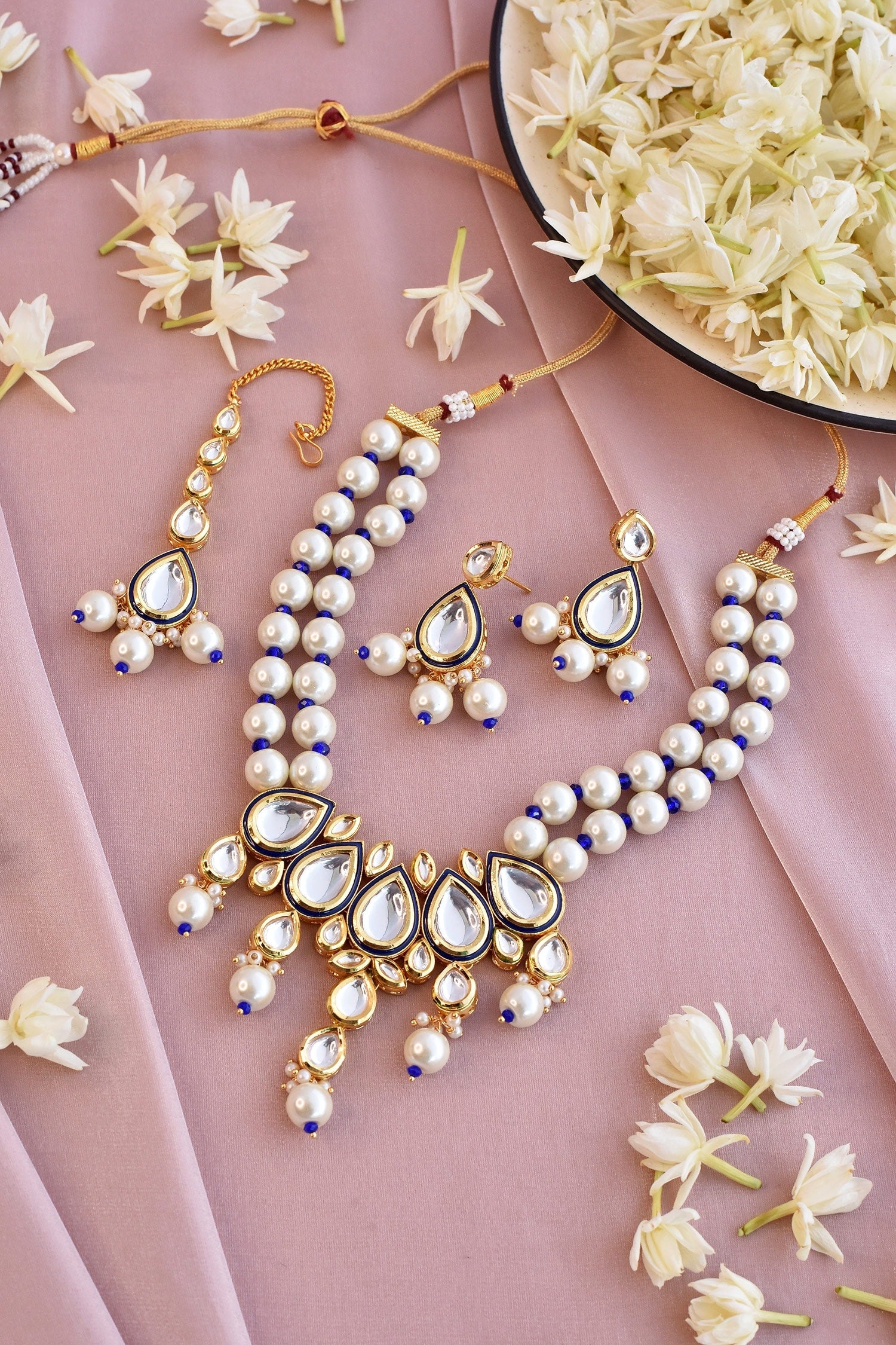 Pearl Embellished Necklace Set 