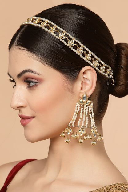 Kundan Embellished Dangler Earrings 