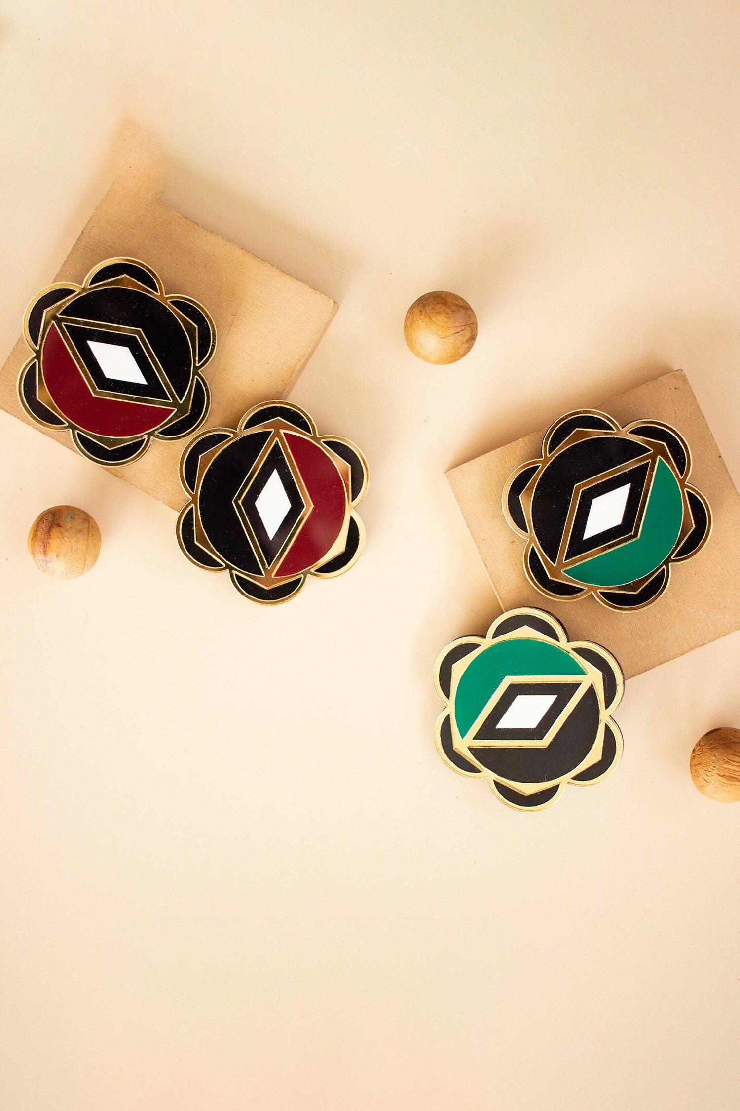 Acrylic Floral Motif Stud Earrings 