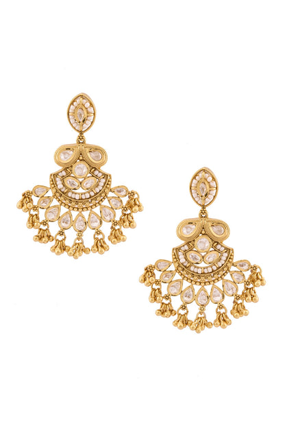 Kundan Embellished Pendant Choker Set 