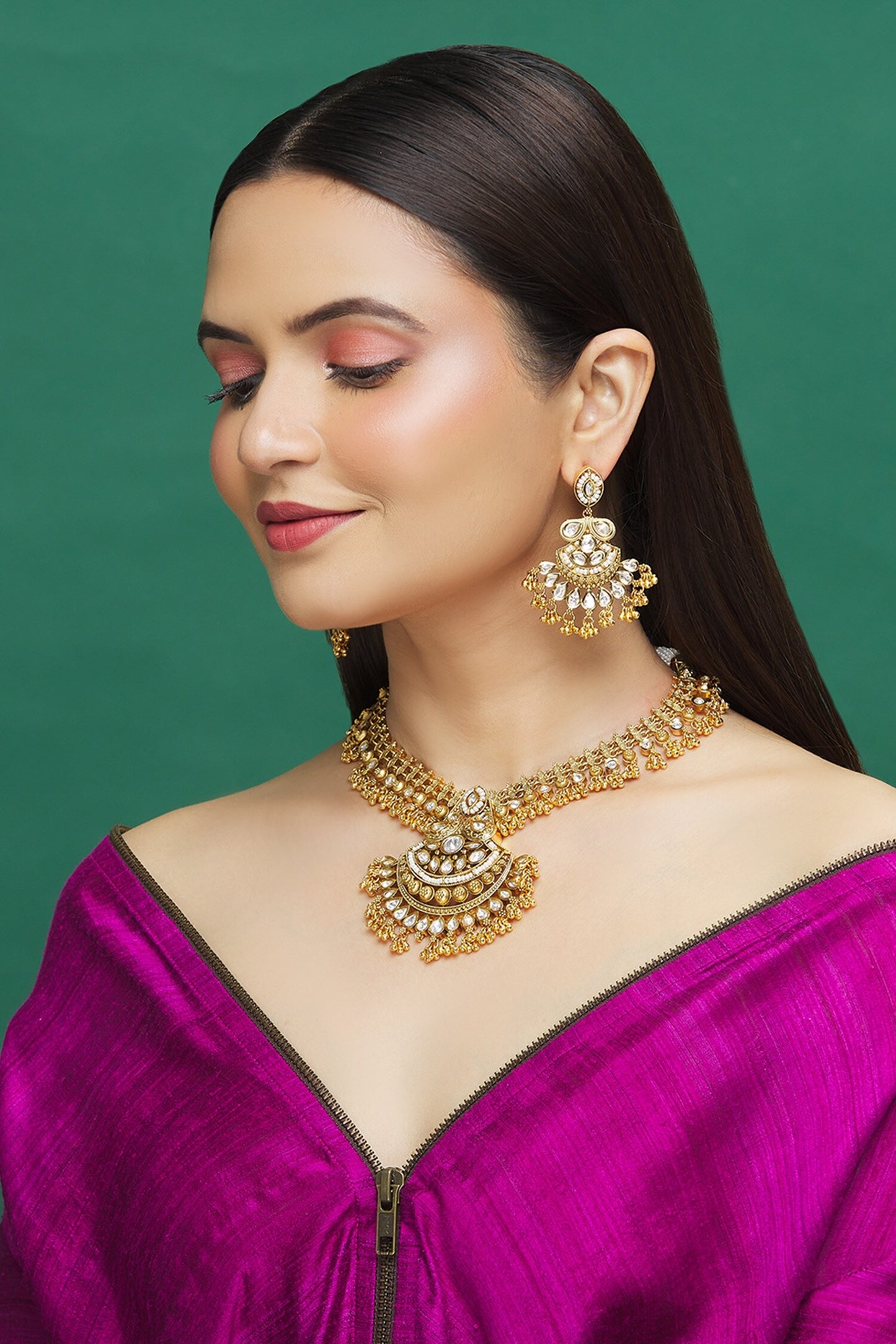 Kundan Embellished Pendant Choker Set 