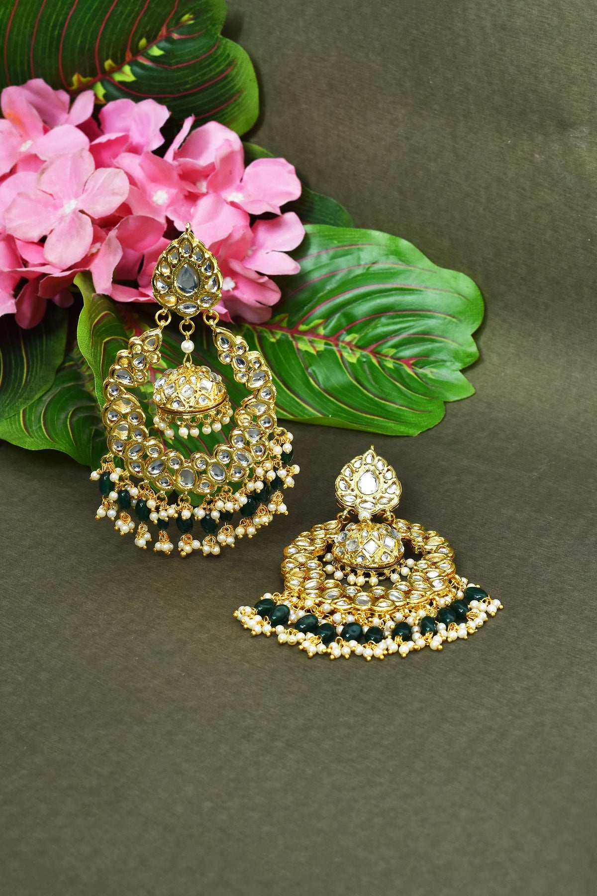 Floral Pattern Kundan Embellished Chandbali 