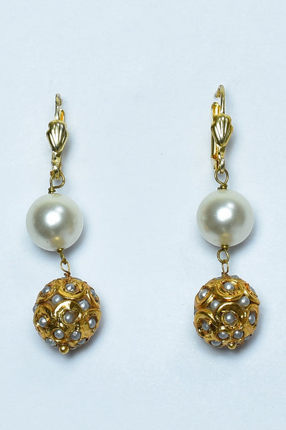 Pearl Embellished Necklace Set 