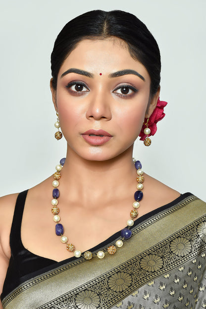 Pearl Embellished Necklace Set 