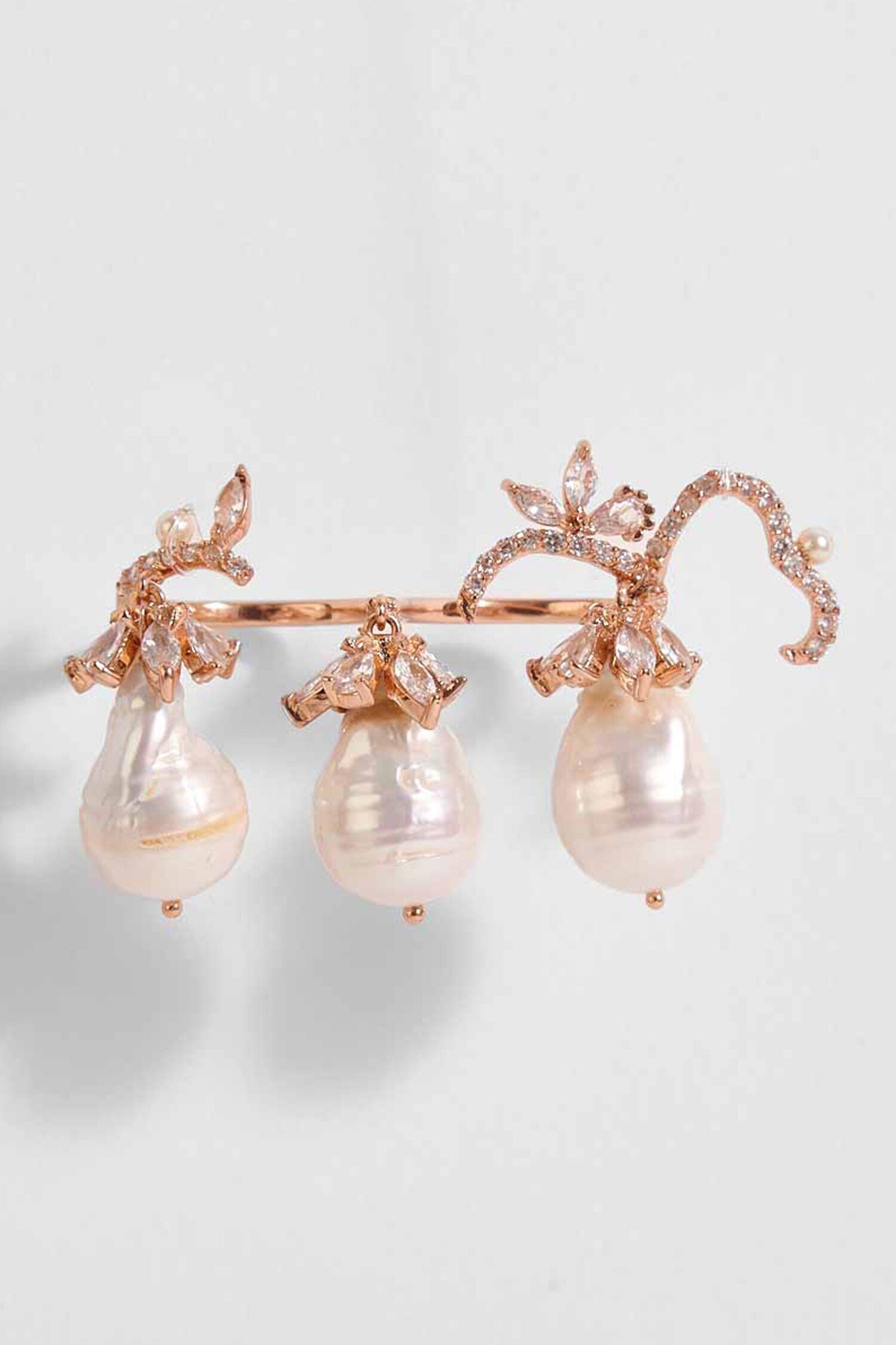 The Paloma Pearl Double Finger Ring 