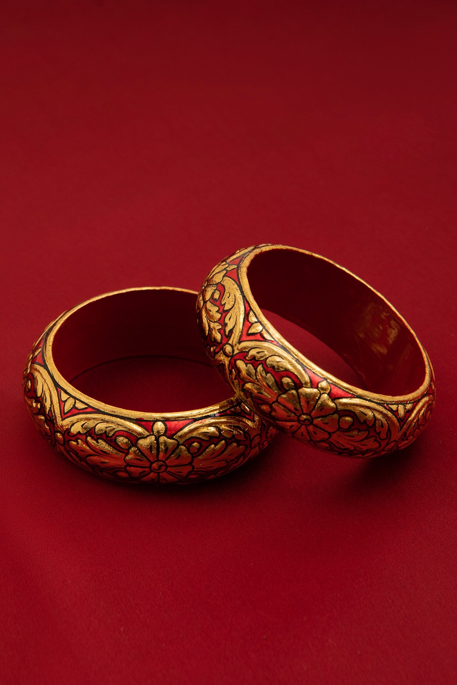 Surkh Floral Pattern Bangle - Single Pc 