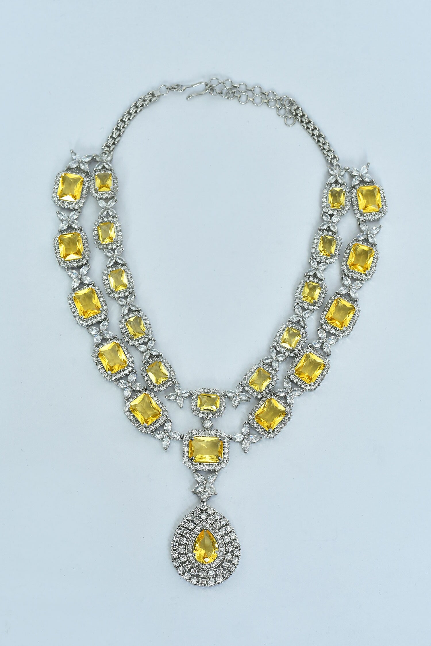 Embellished Layered Necklace Set 