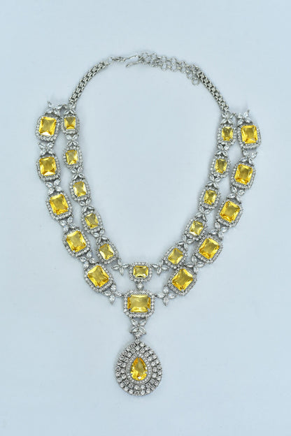 Embellished Layered Necklace Set 