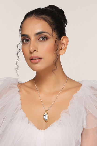 Polki Embellished Pendant Necklace 