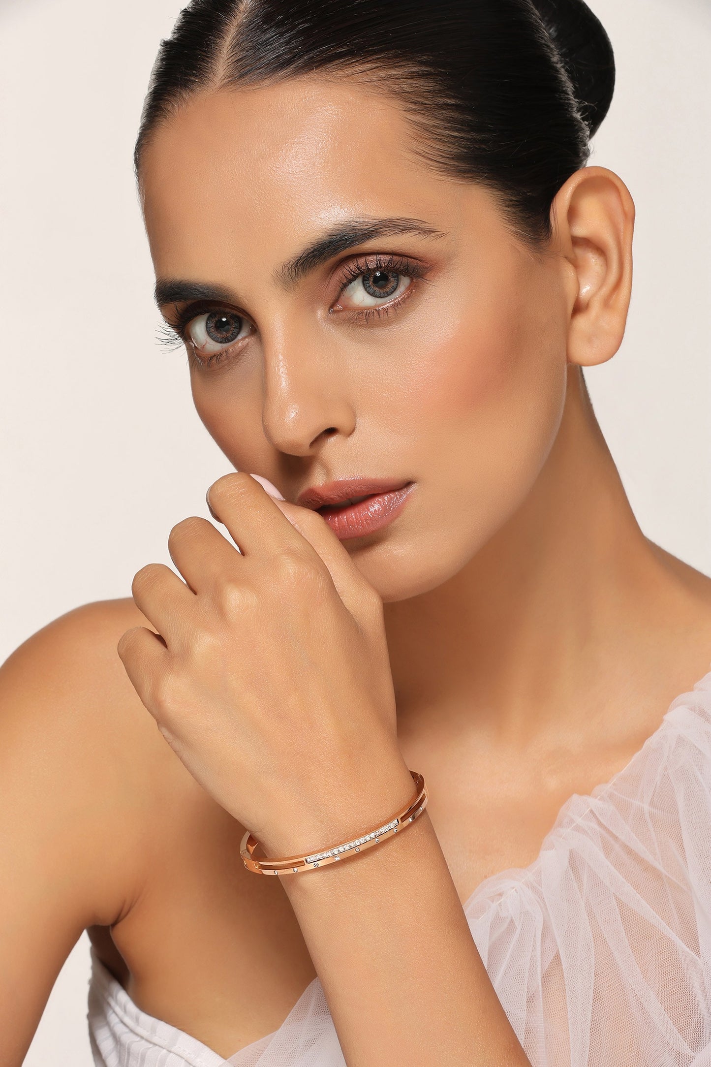 Embellished Bracelet 