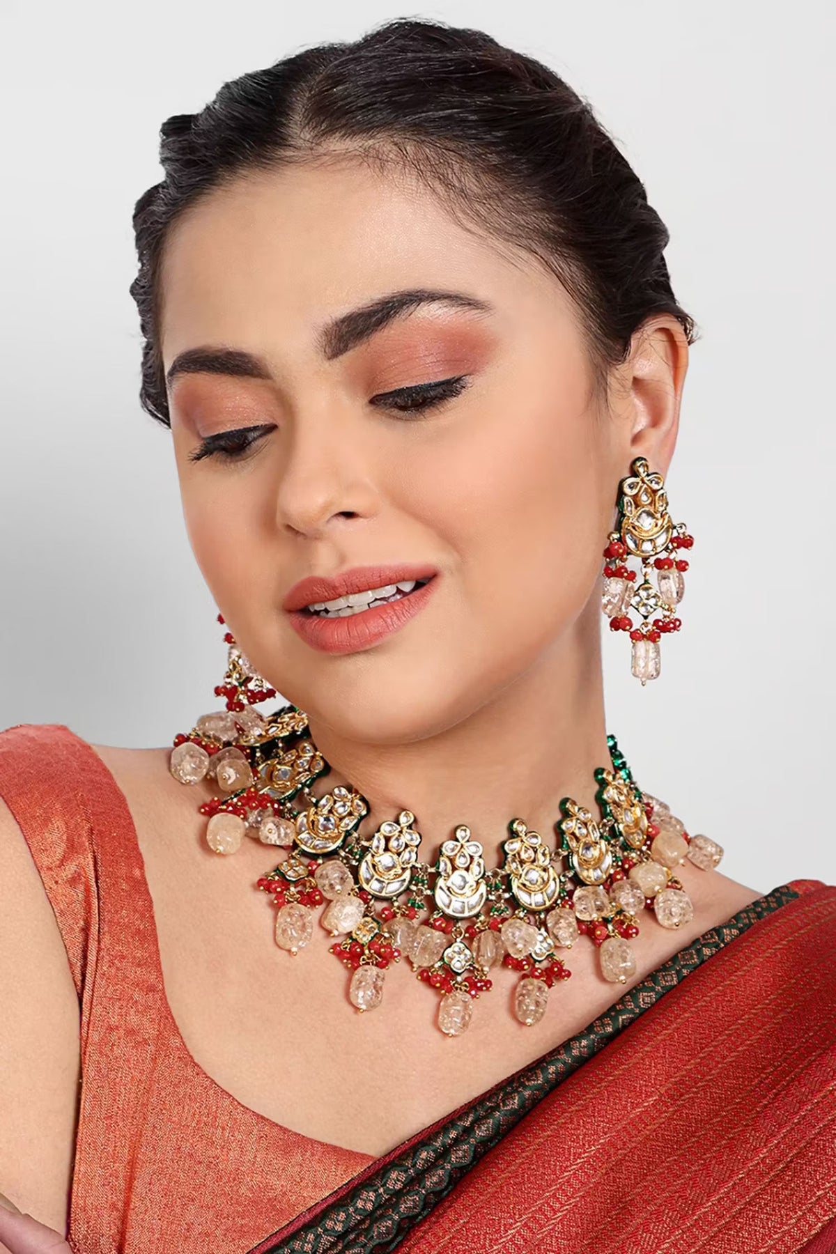 Floral Pattern Choker Set 