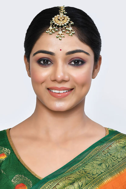 Kundan Embellished Maangtikka 