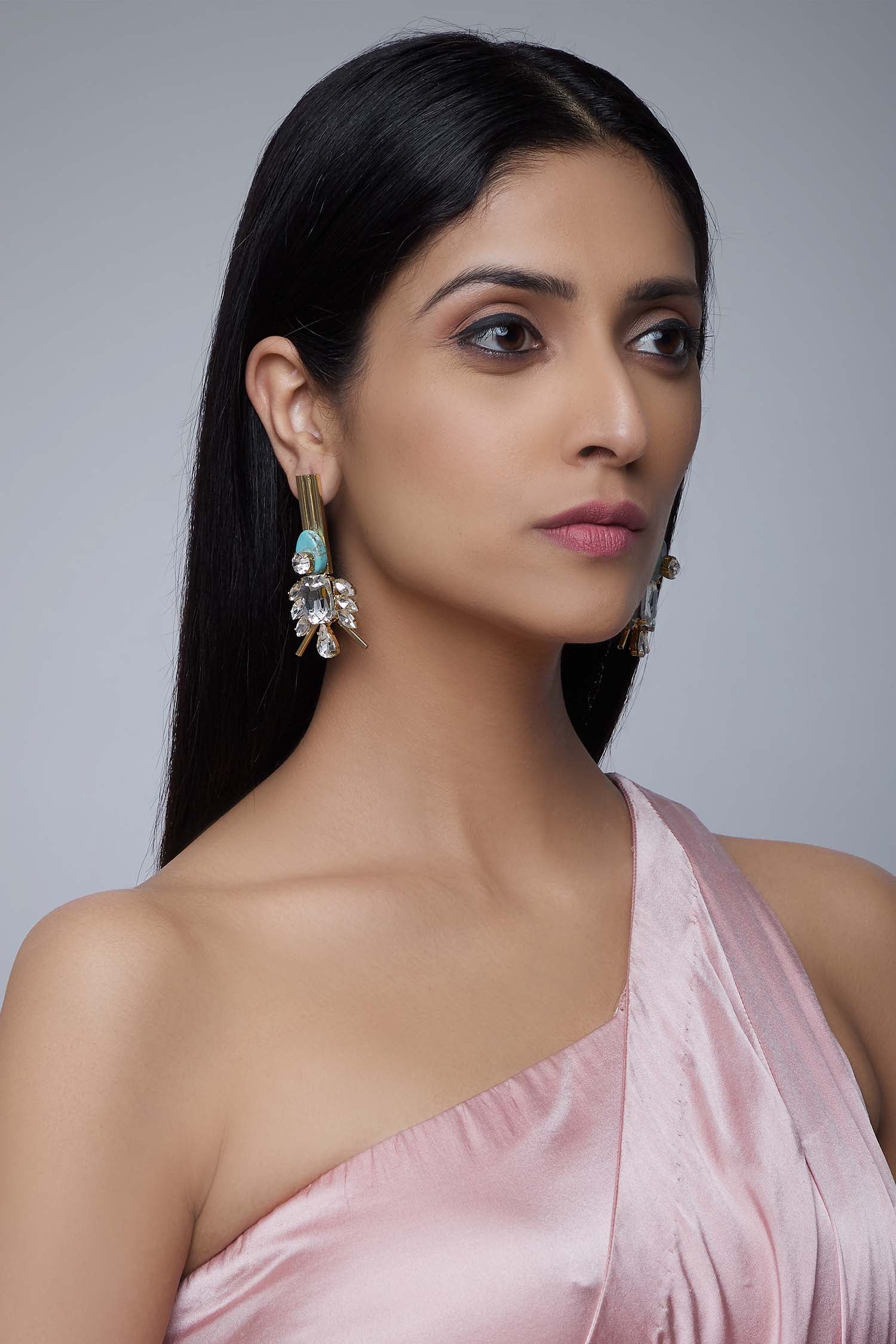 Structured stone earrings 