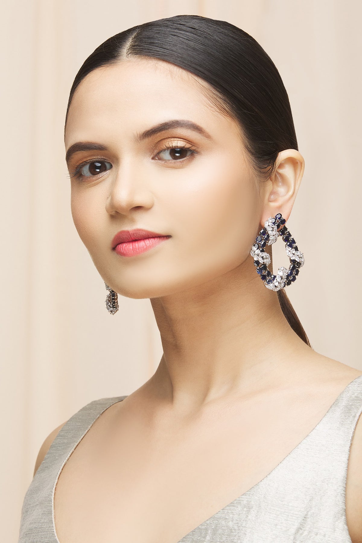 Circular Stone Earrings 