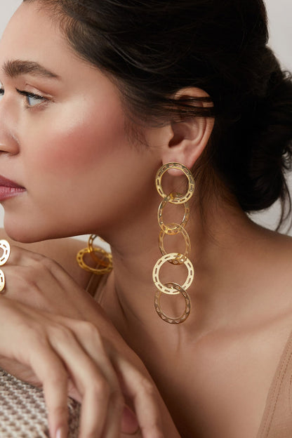 Tiered Link Long Earrings 