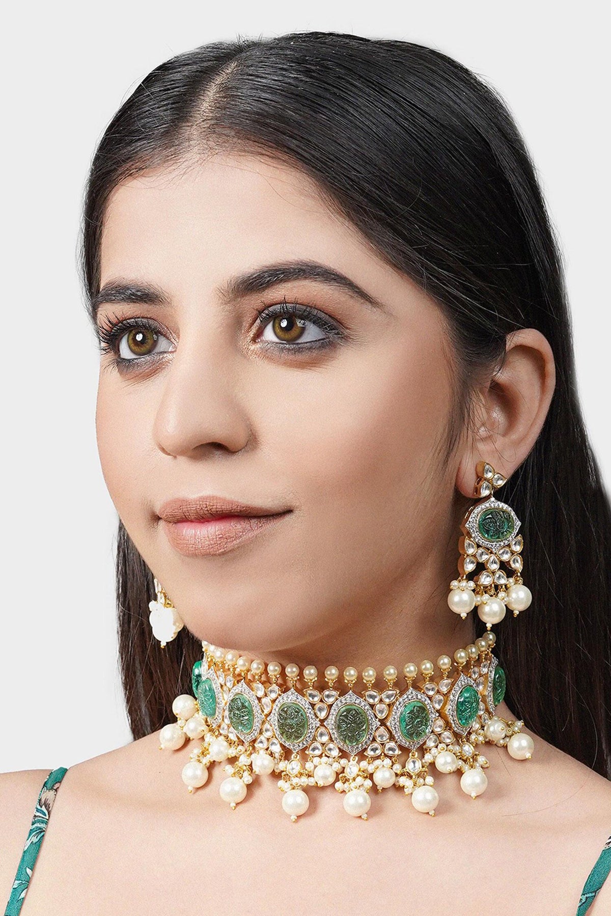 Kundan Embellished Choker Set 