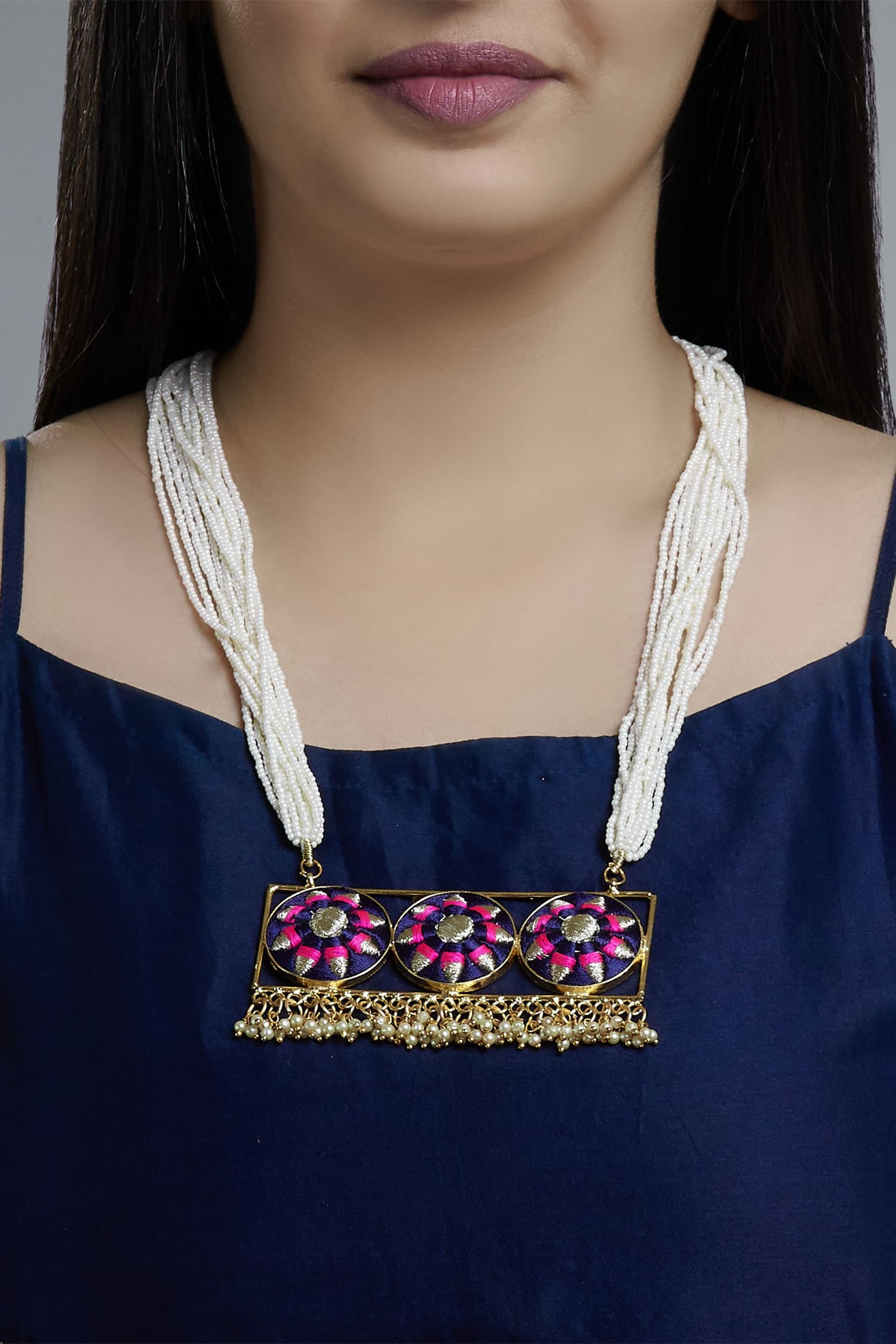 Bead Pendant Necklace 