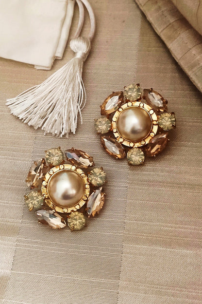 Sangria Pearl Stud Earrings 