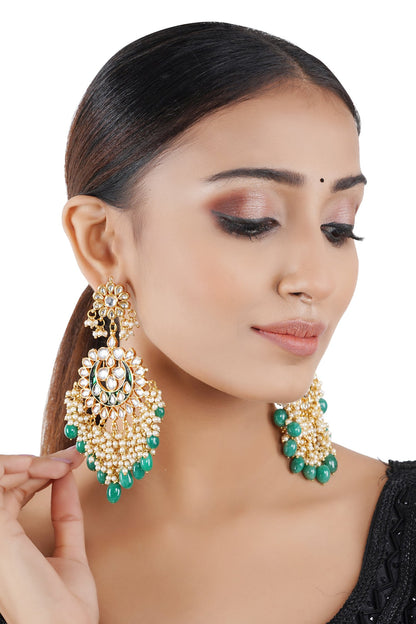 Kundan Chandbalis 