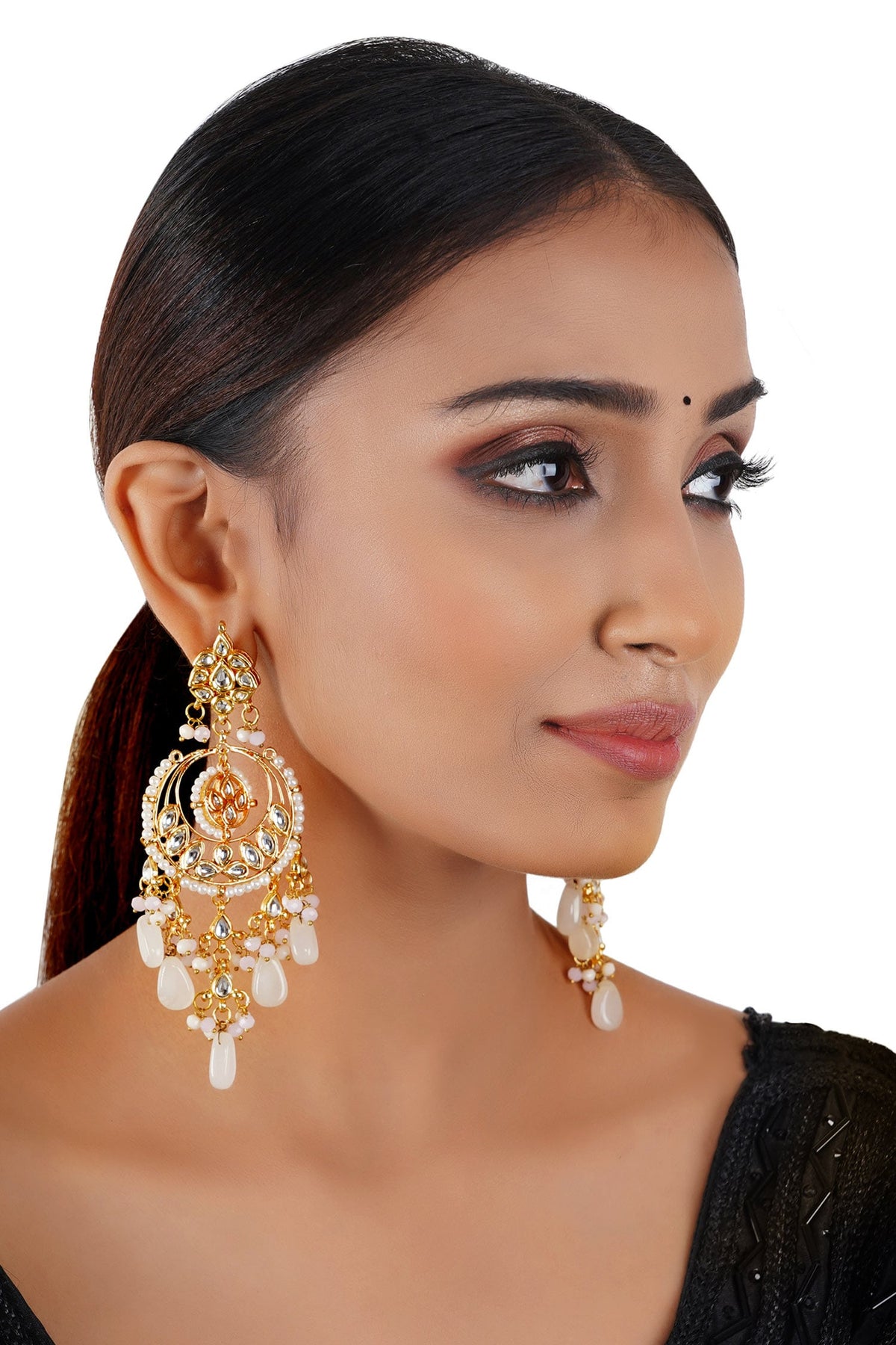 Kundan Chandbalis 