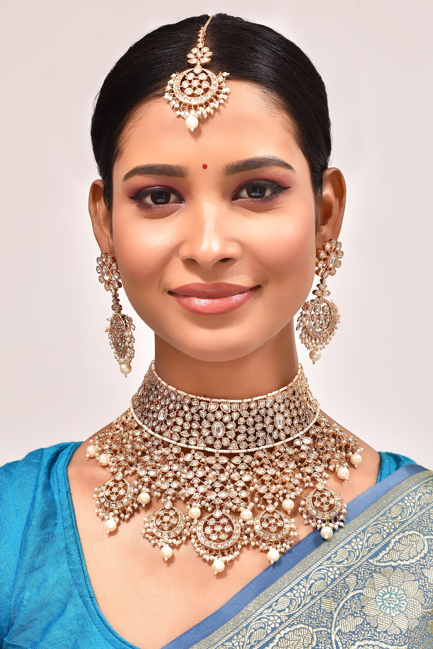 Crecent Moon & Floral Cut Work Jewellery Set 