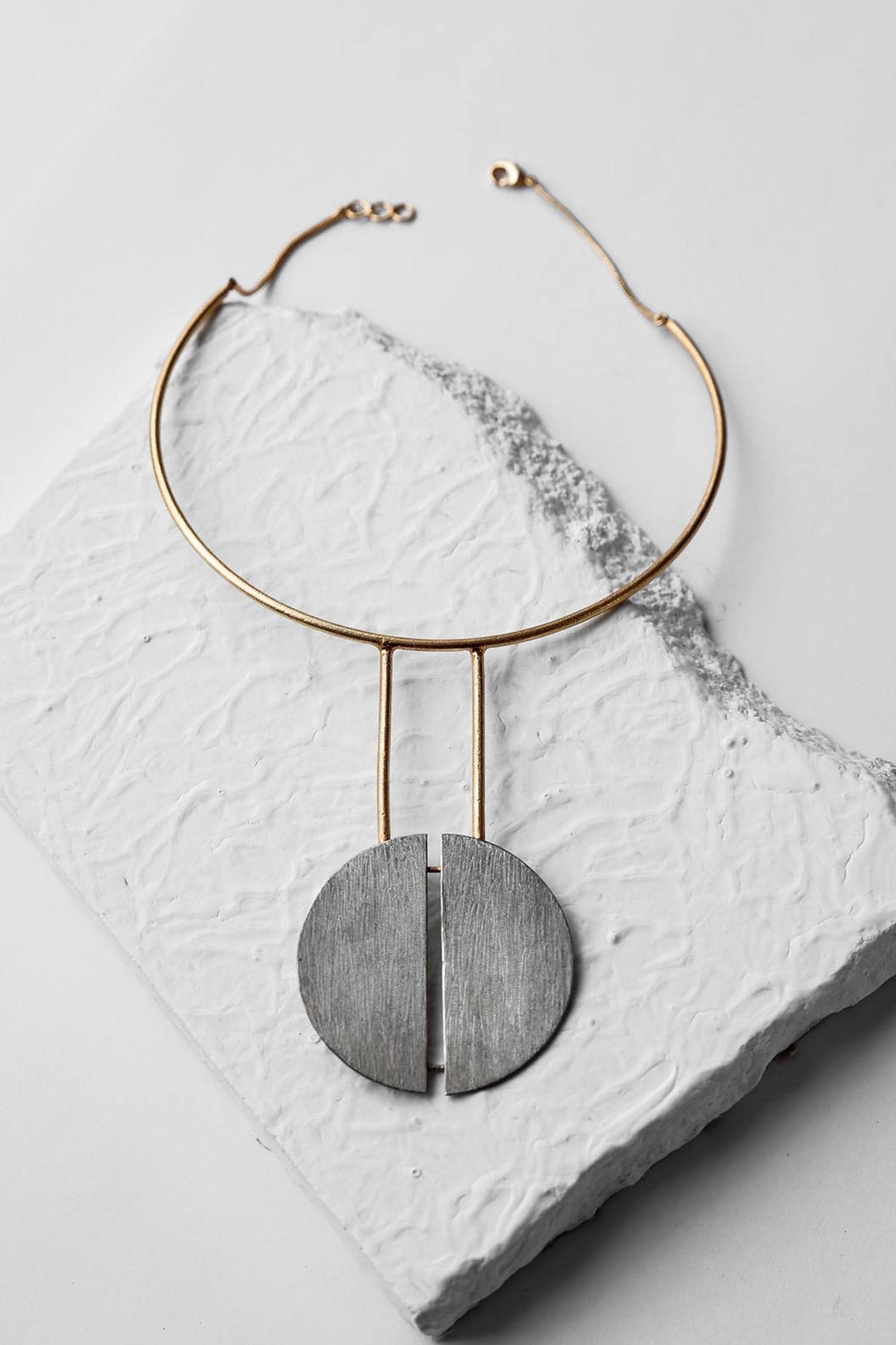 Geometric Pendant Necklace 