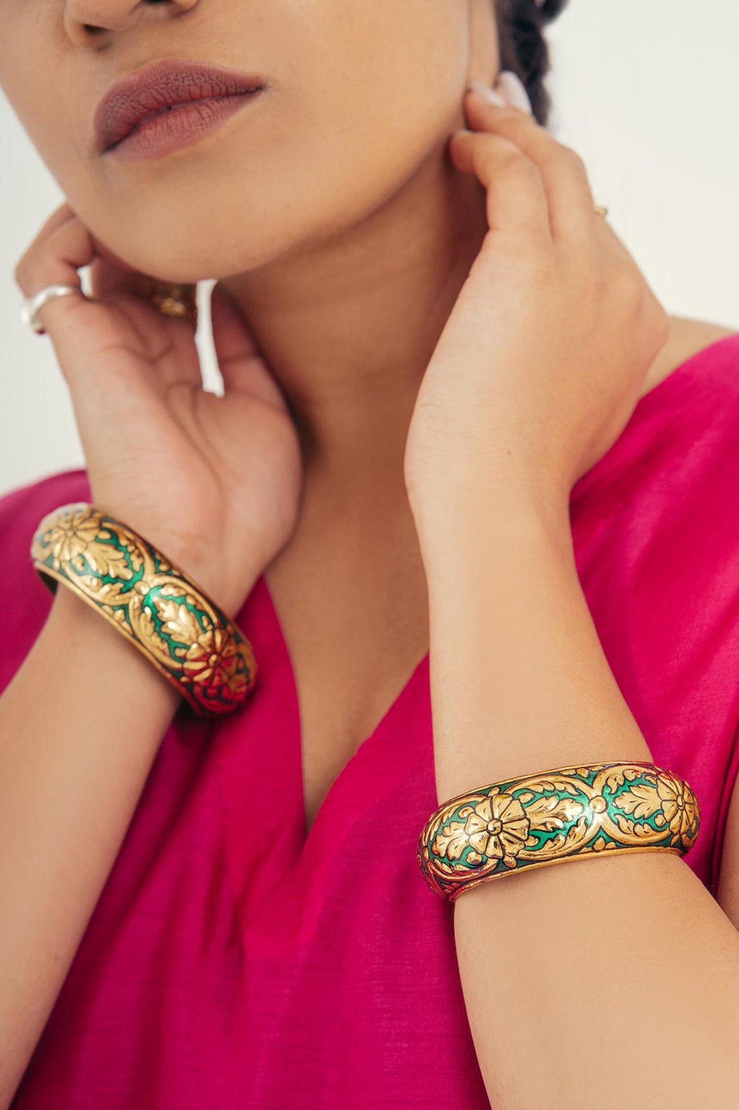 Kairi Floral Pattern Bangle - Single Pc 