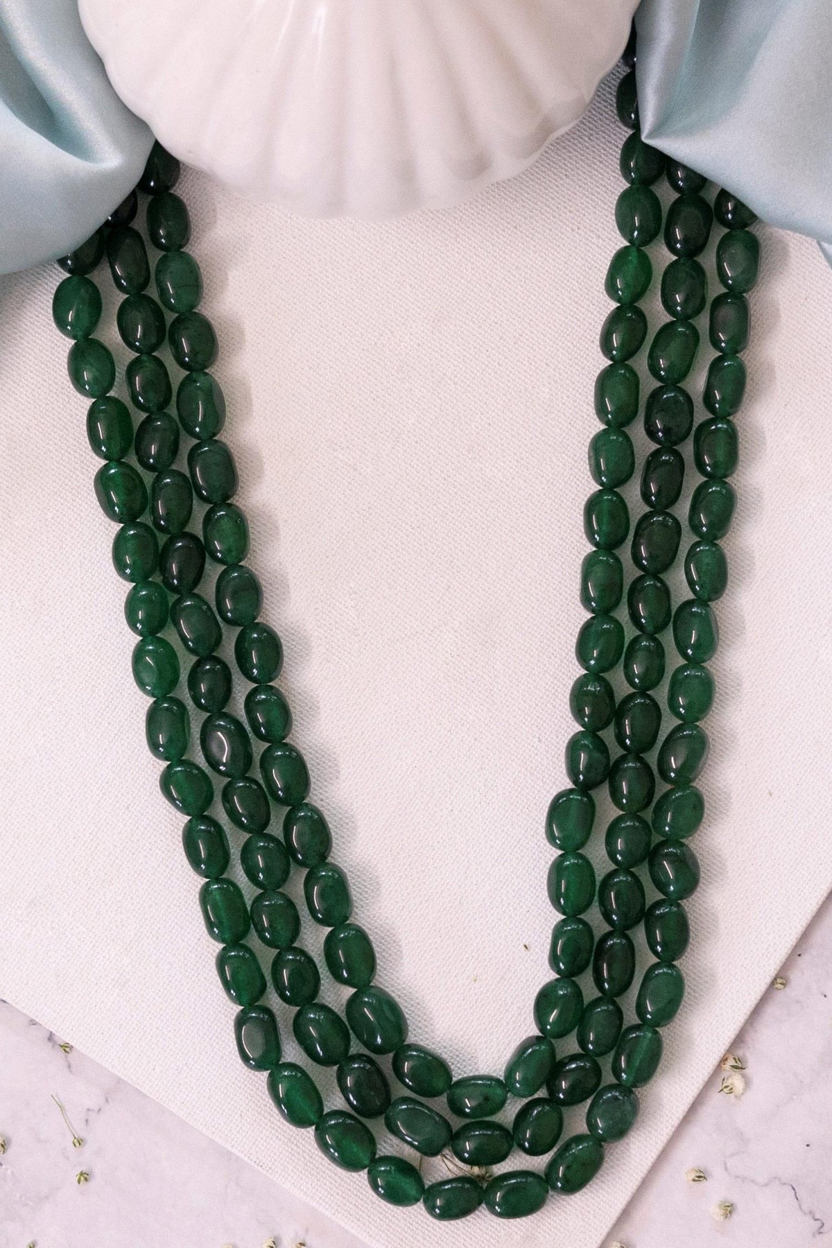 Kundan Beads Embellished Necklace 