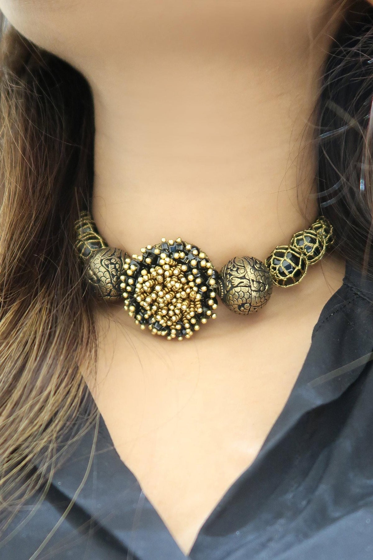 Haayat Choker 