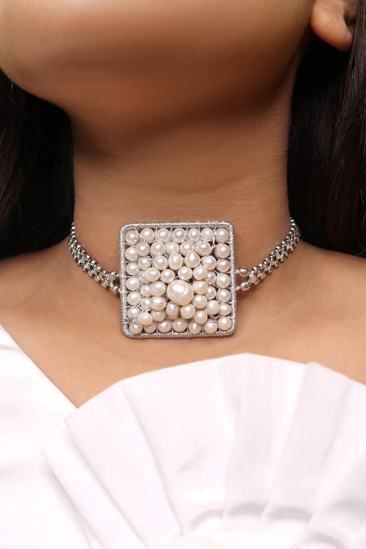 Nushraat Pendant Choker 