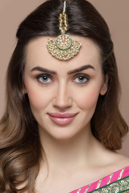 Kundan & Pearl Embellished Maangtikka 