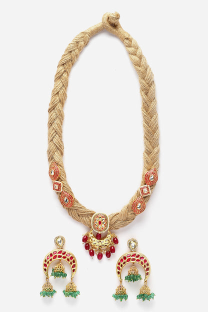 Carved Kundan & Pearl Embellished Necklace Set 