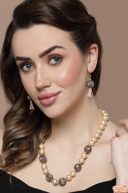 Pearl Embellished Necklace Set 