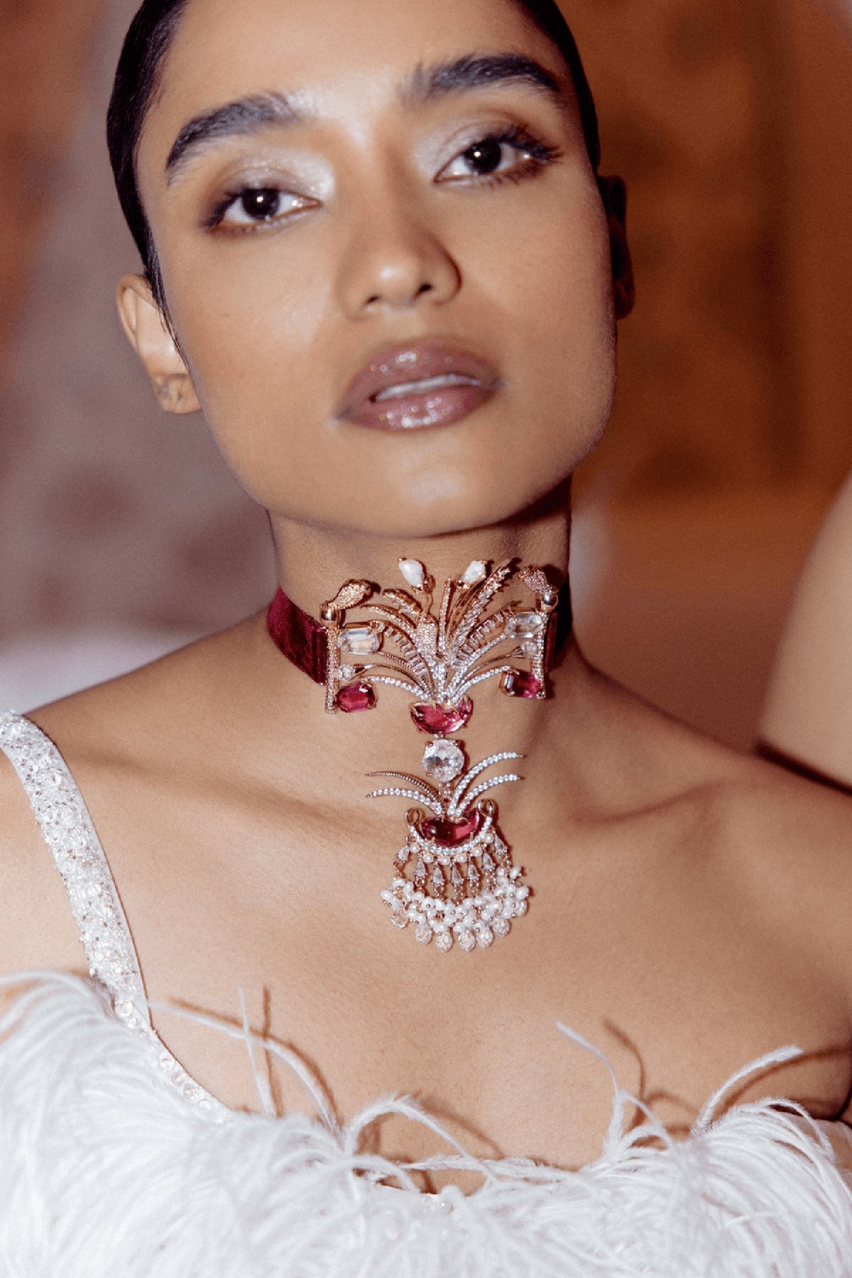 Le Sunset Embellished Choker Necklace 
