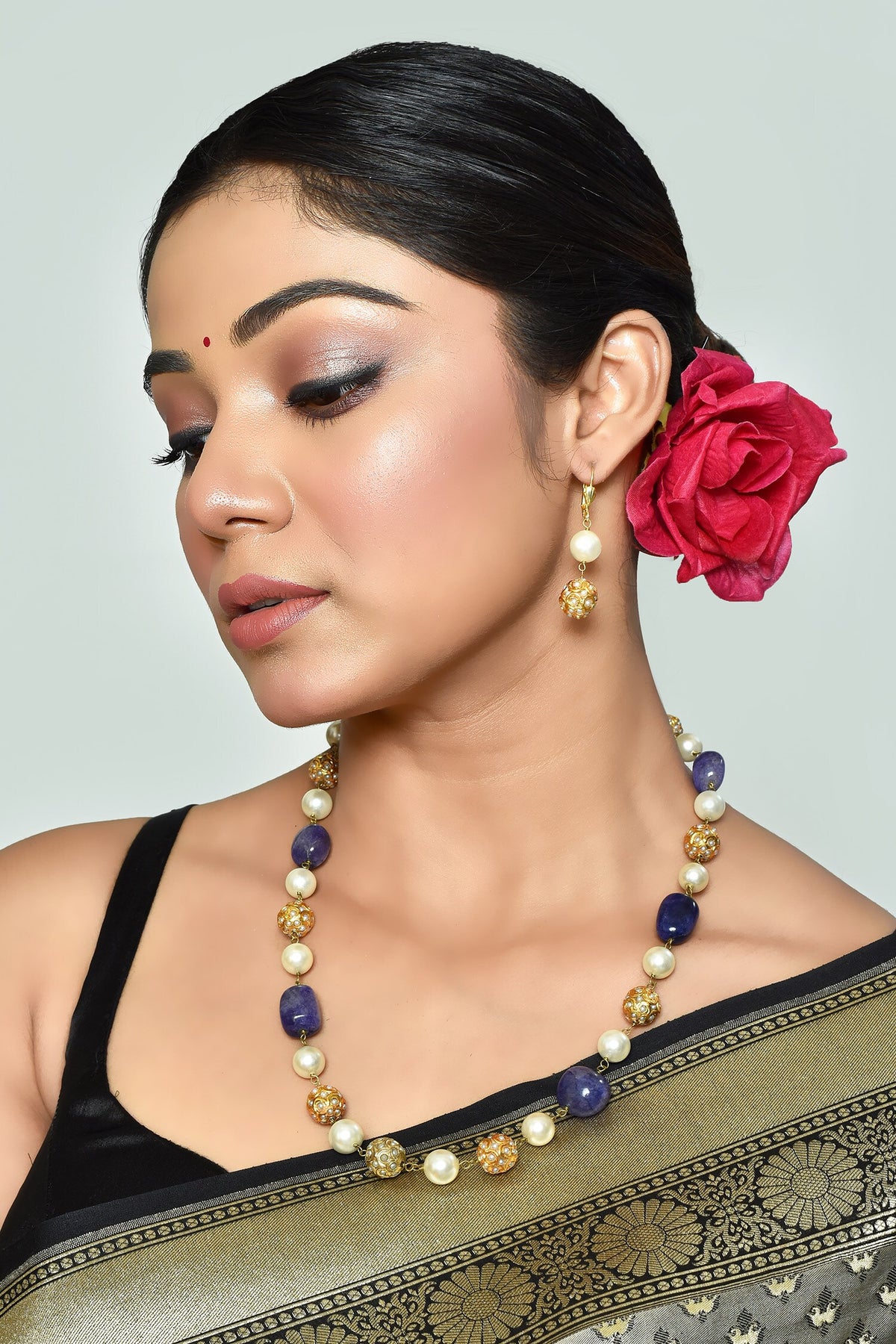 Pearl Embellished Necklace Set 