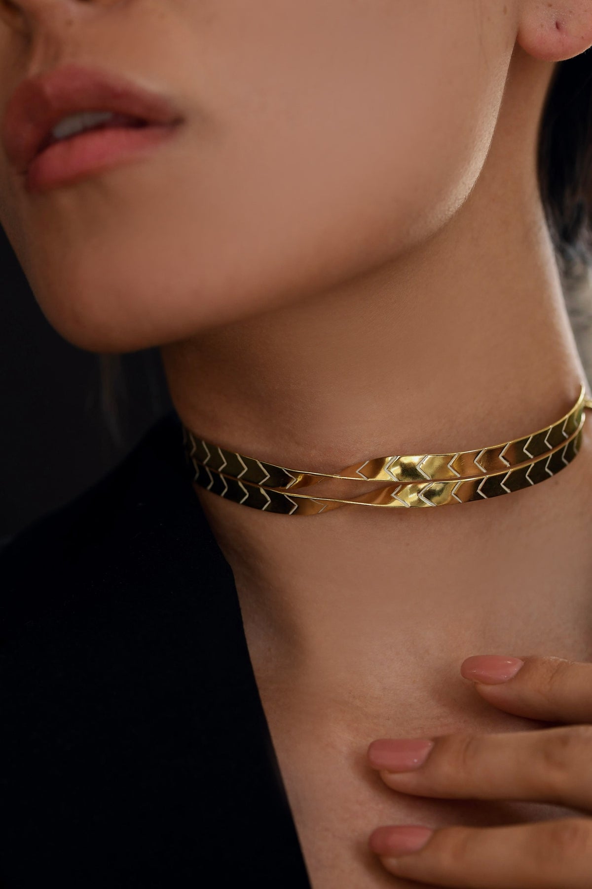 Twisted Enamel Choker 