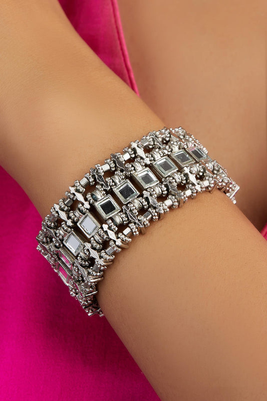 Teer Mirror Embellished Bracelet 