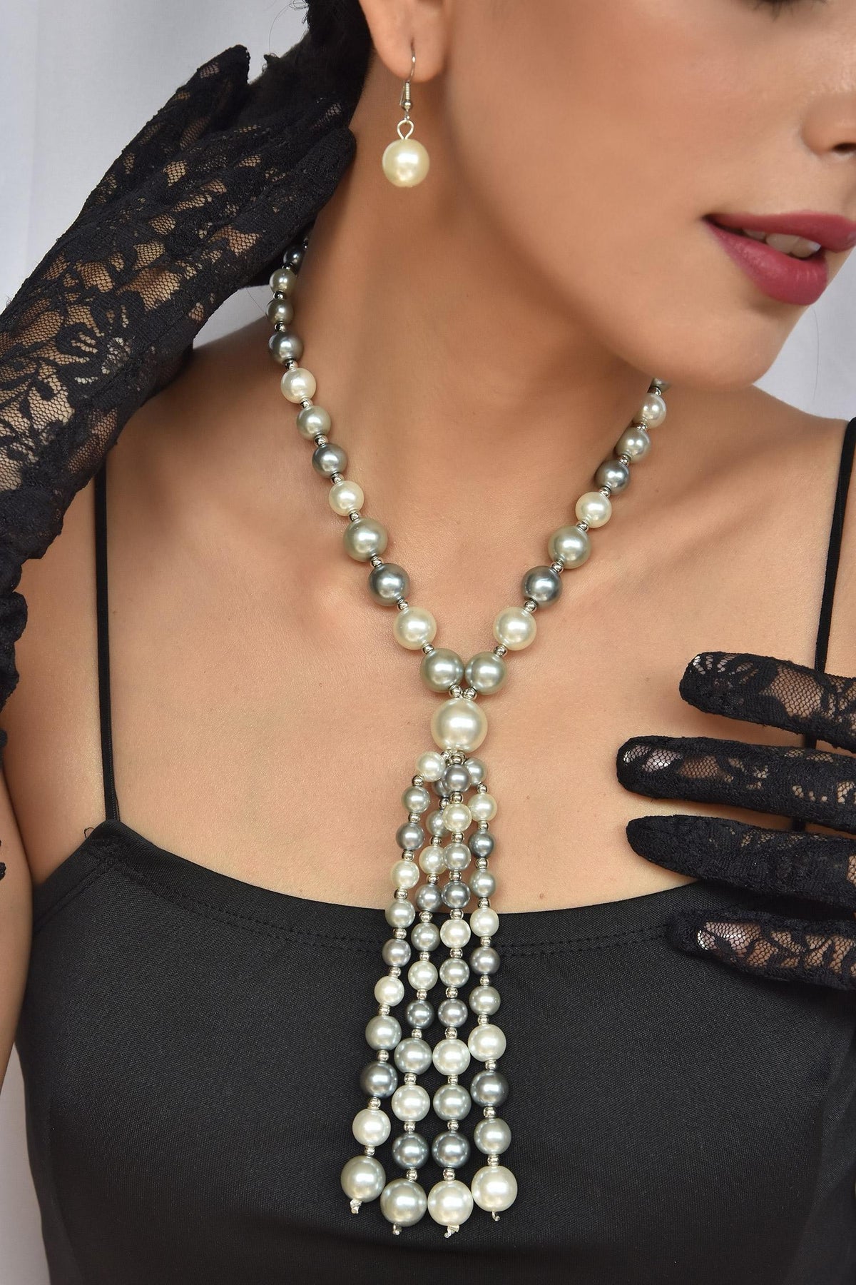 Layered Pearl Necklace Set 