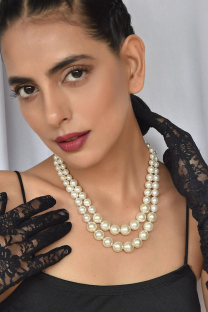 Layered Pearl Necklace 