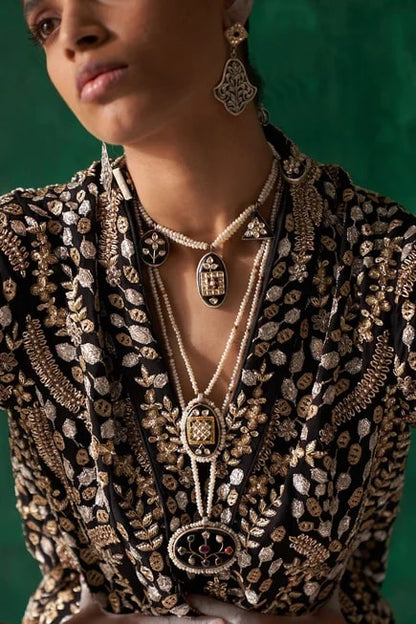 Nusrat Pendant Necklace With Pearl Chain 
