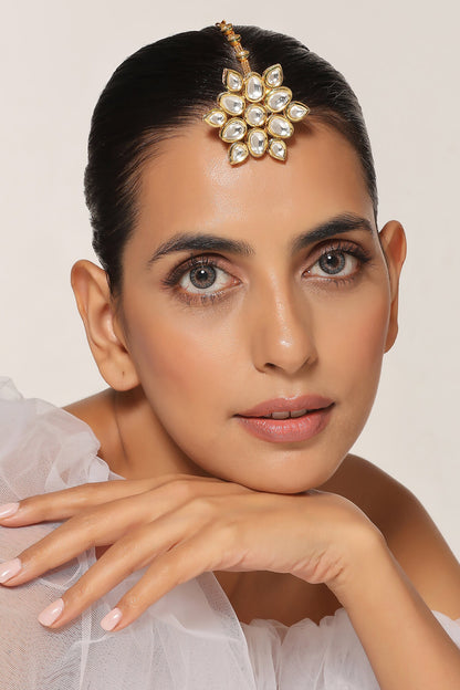 Floral Kundan Studded Maangtikka 