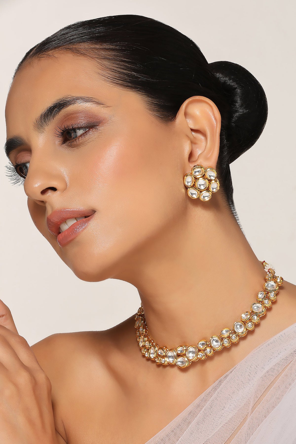 Kundan Embellished Choker Set 