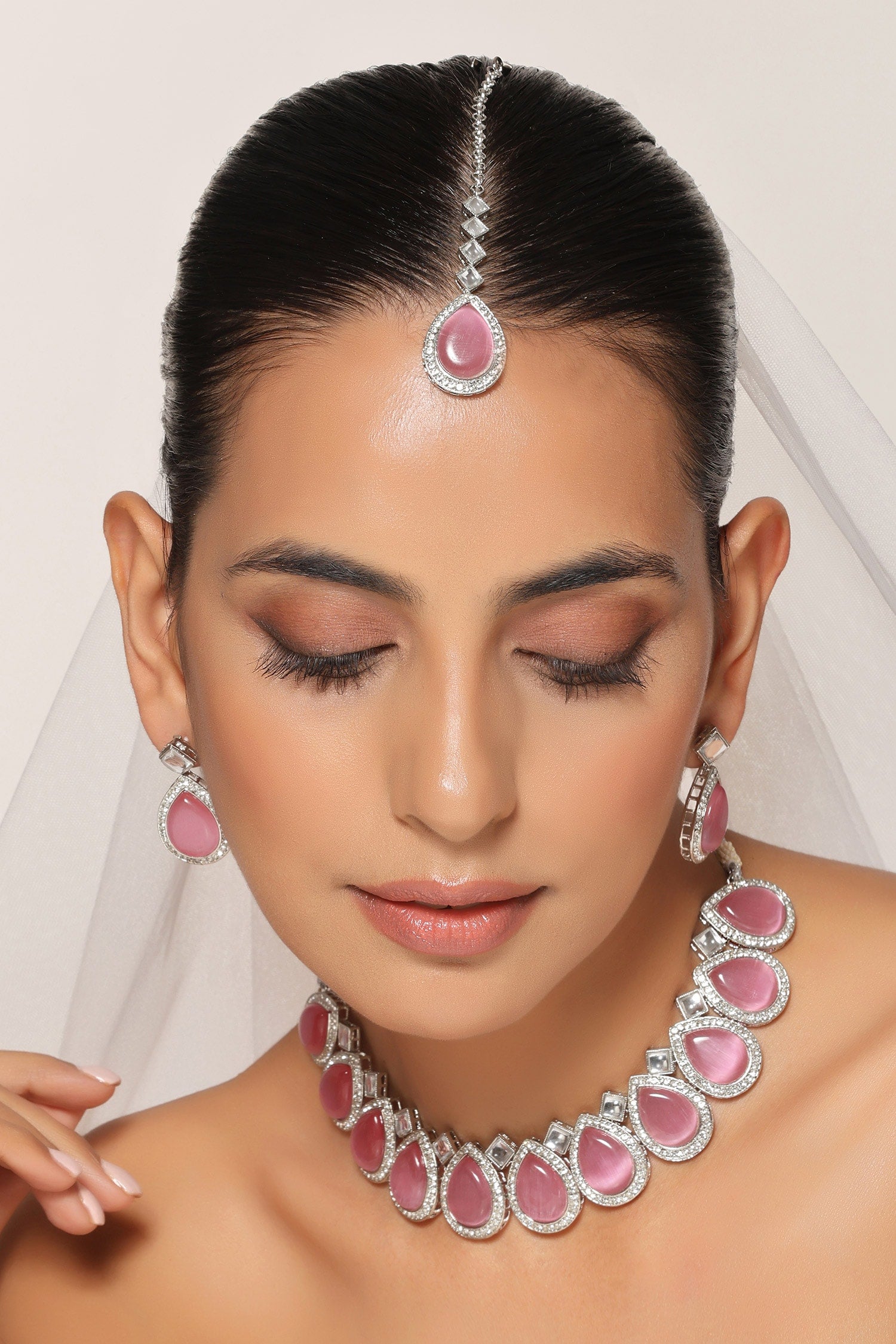 Zirconia Embellished Jewellery Set 