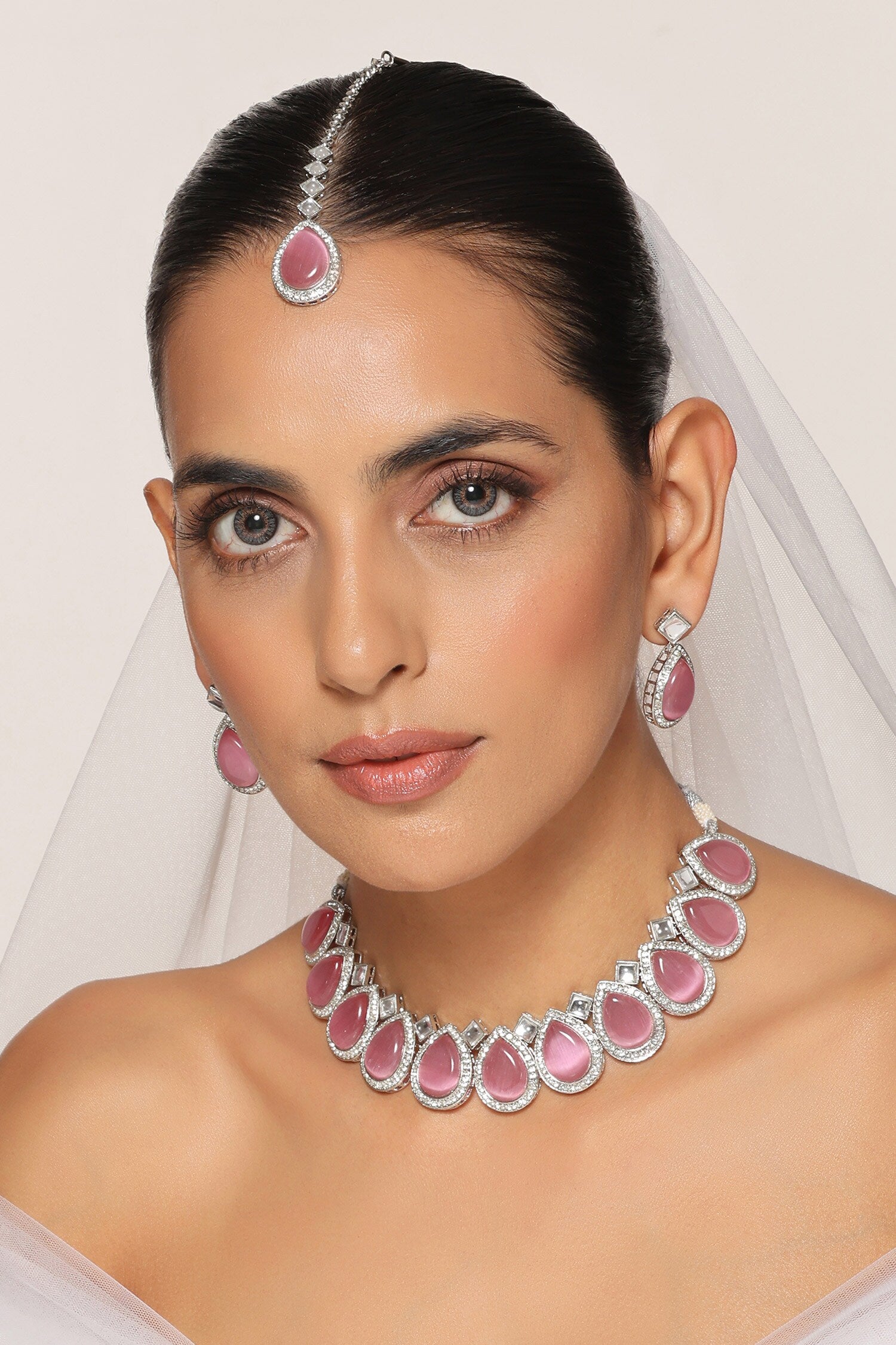 Zirconia Embellished Jewellery Set 