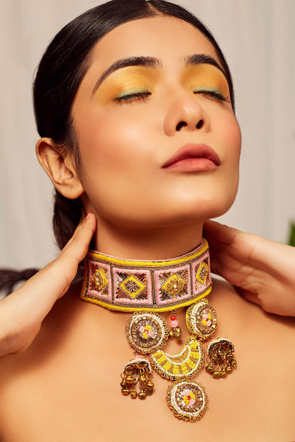 Moti Embroidered Choker Necklace 